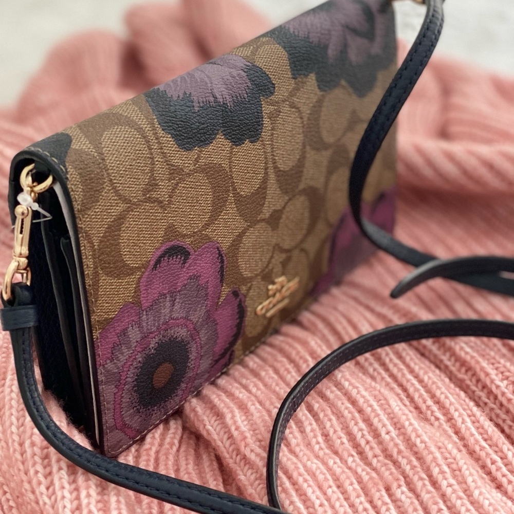 🆕 COACH | Purple Floral Purse BOXED - Picture 4 of 16